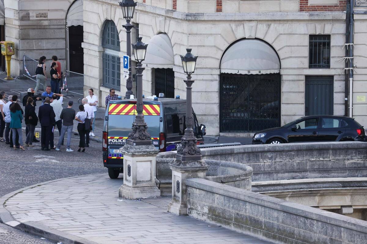 3 killed and 3 wounded by bullets in Paris, 1 arrested