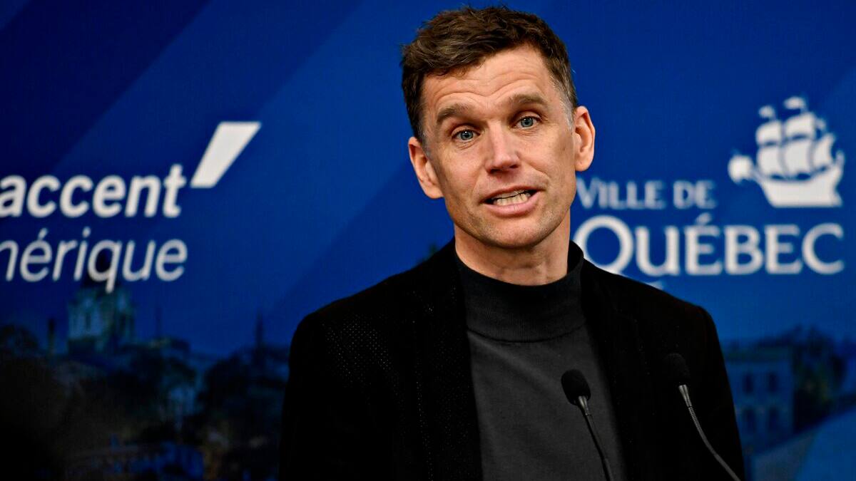 Tramway à Québec: le projet est bien avancé, se félicite Marchand