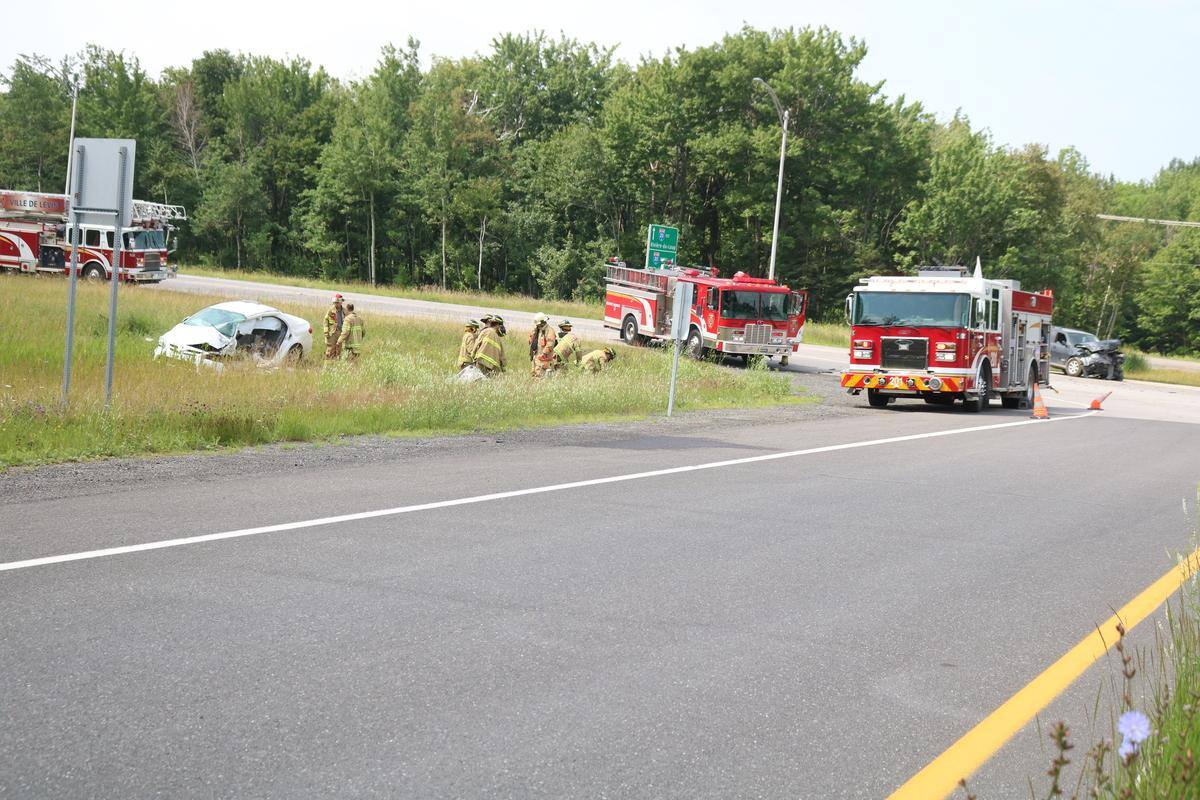[IMAGES] Accident à Lévis 3 blessés, dont un blessé grave JDQ