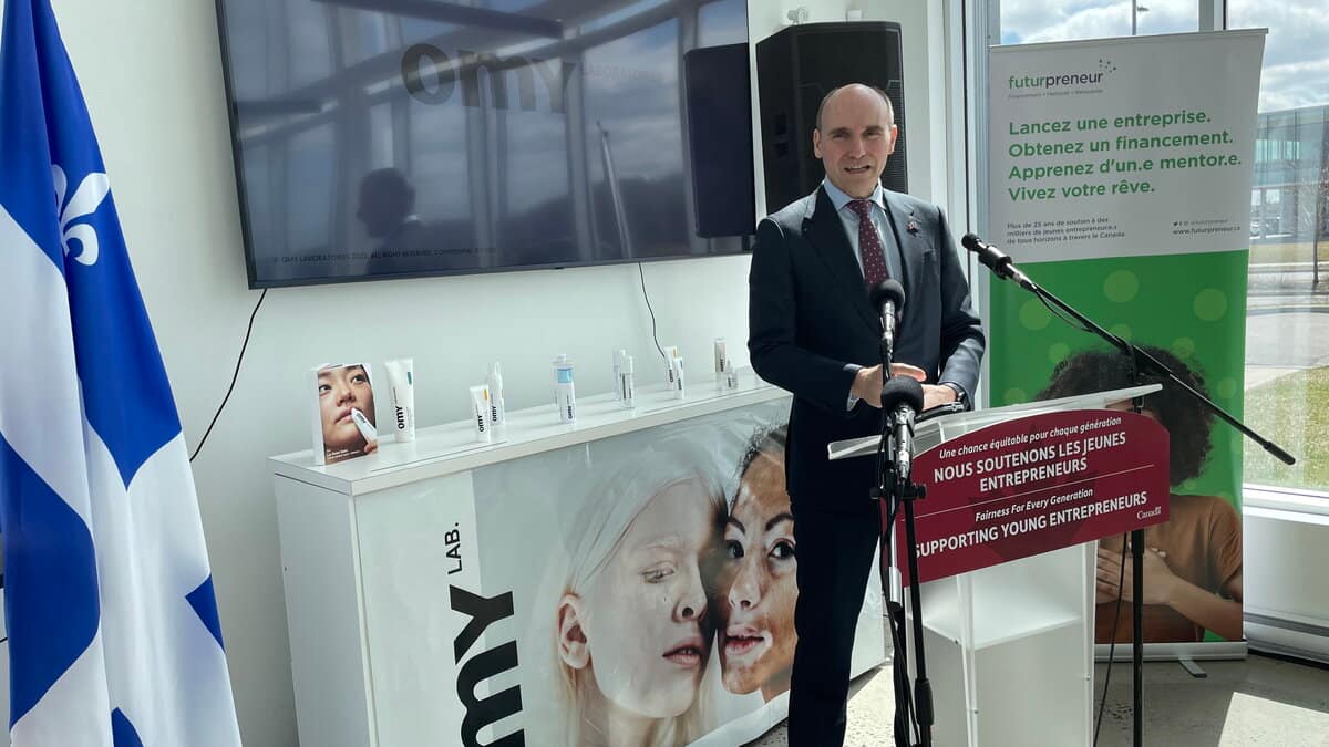 Université Laval: un traitement de faveur pour le ministre Duclos?