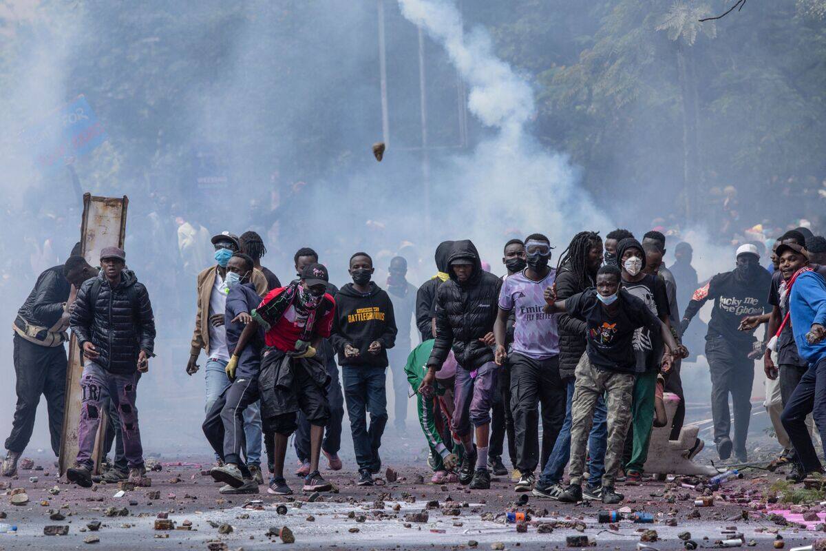 Kenya: au moins 13 personnes tu&eacute;es dans des manifestations antigouvernementales