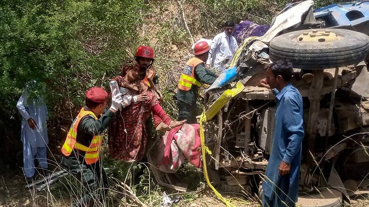 Pakistan: au moins 29 morts dans un accident de car