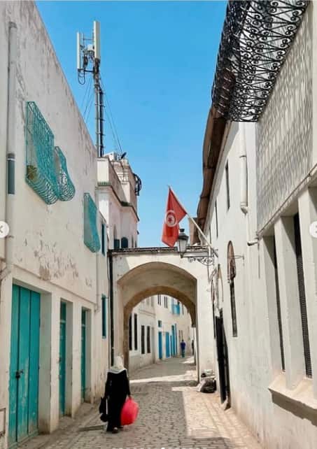 Voyagez en Tunisie à travers les photos de voyage des actrices Magalie Lépine-Blondeau et Monia Chokri