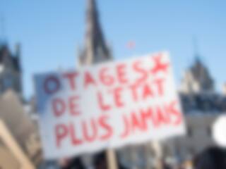 L’étau se resserre à Ottawa