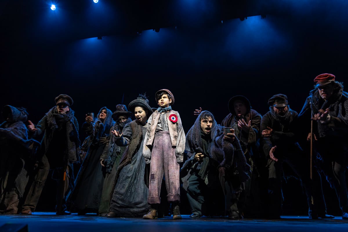 les misérables comédie musicale 2025