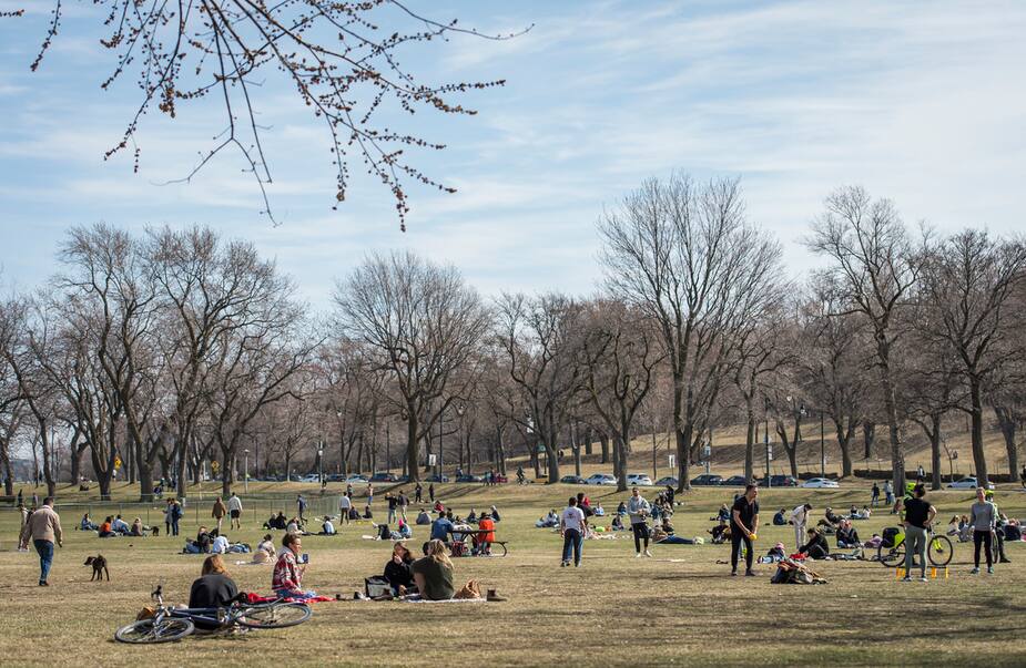 Image principale de l'article Pourquoi Montréal résiste mieux à la 3e vague?