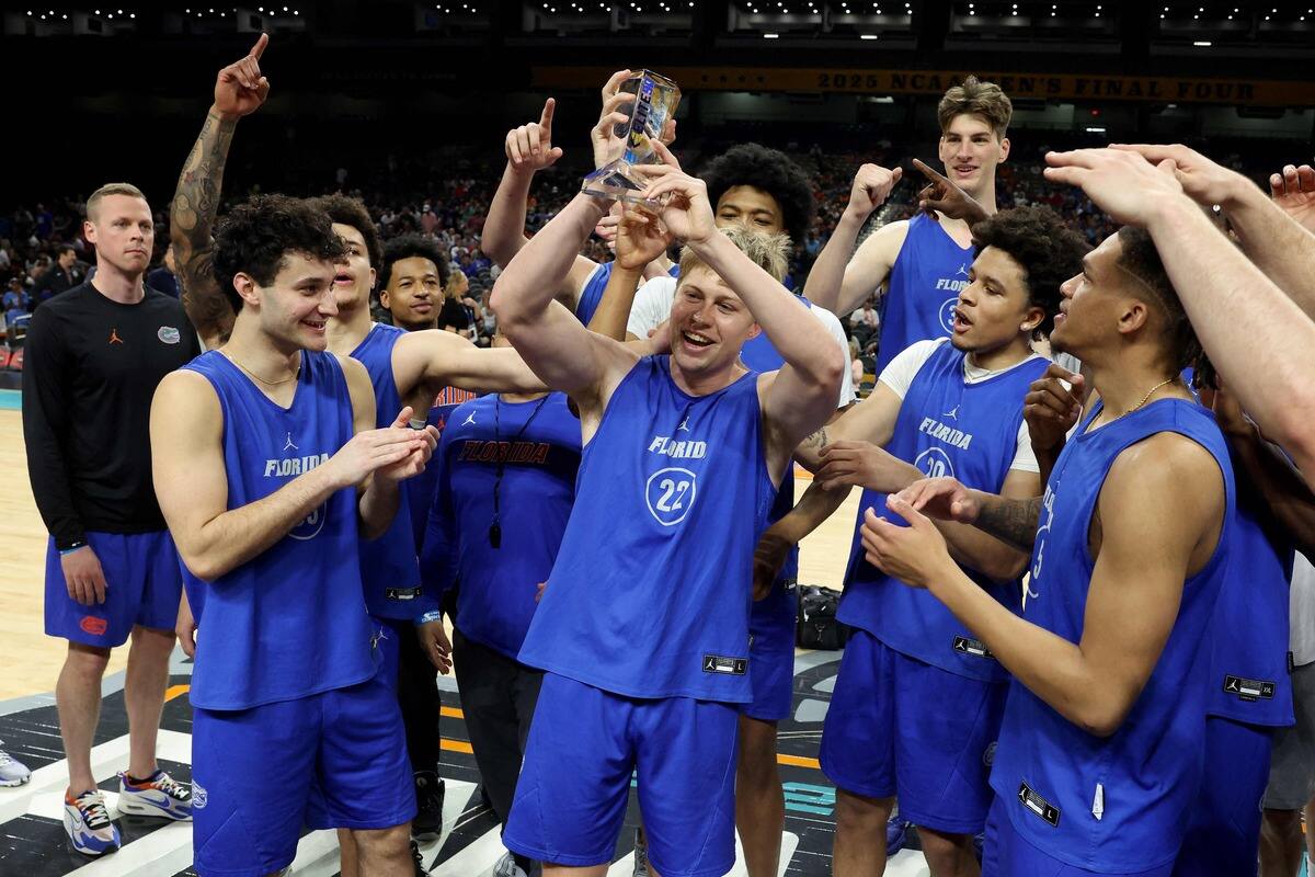 Walter Clayton Fils in action