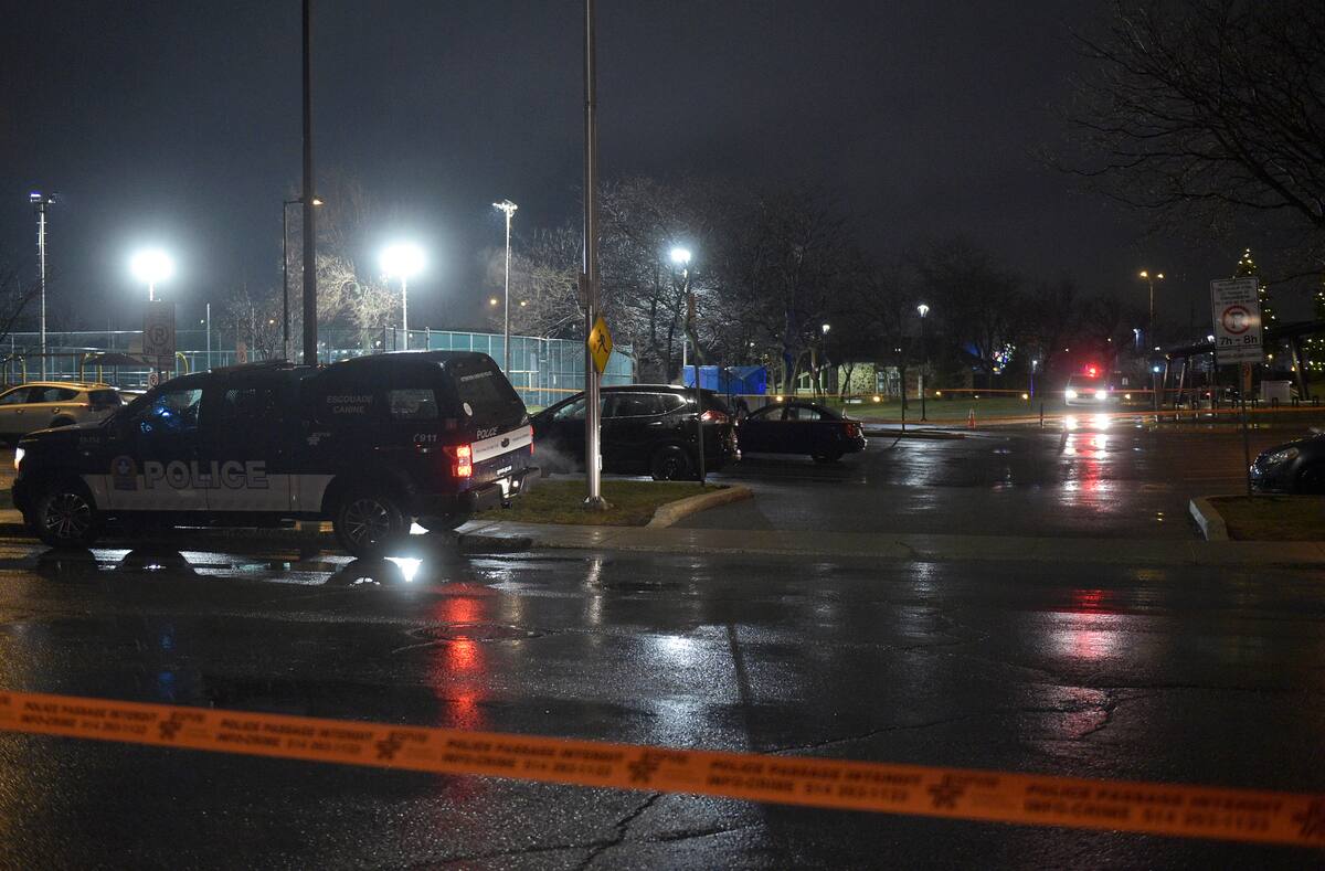 [PHOTOS] Anjou: des impacts de balle sur la vitre d&rsquo;une biblioth&egrave;que