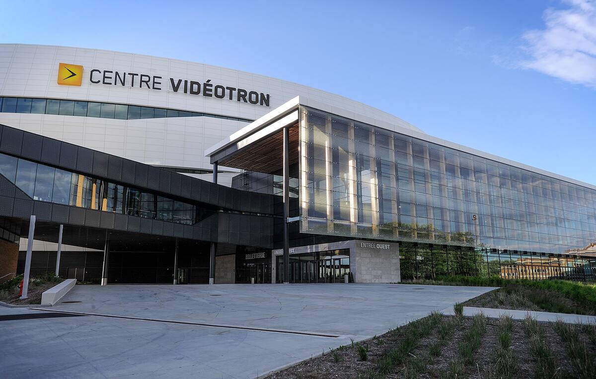 Centre Vidéotron: un chèque de 2,5 M$ de la Ville de Québec à QMI