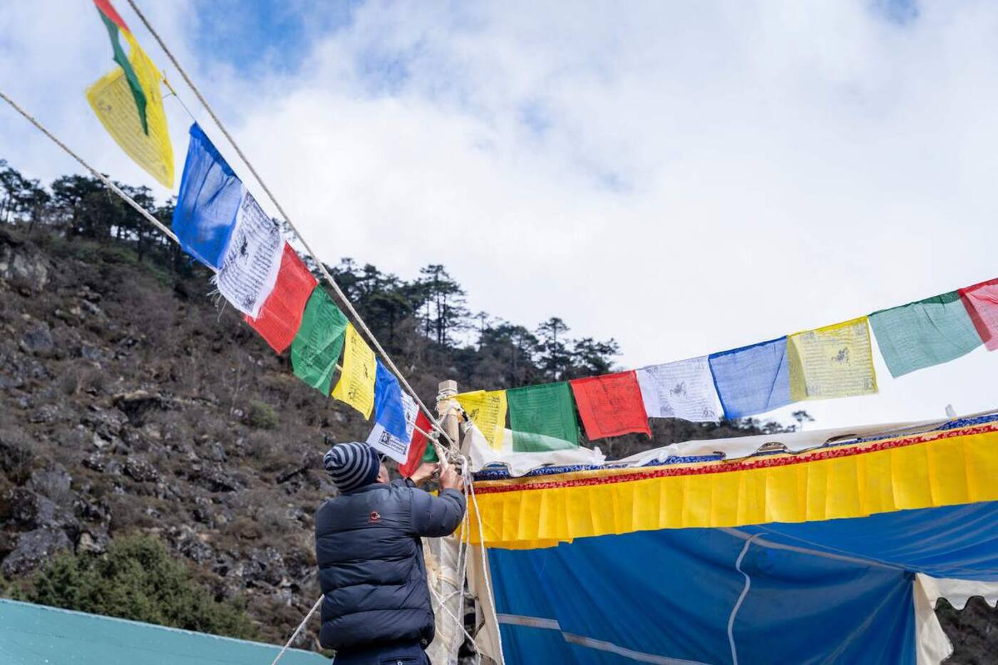 HISTOIRE DE LA CONQUÊTE DE L'EVEREST HISTOIRE DE LA CONQUÊTE DE L'EVEREST