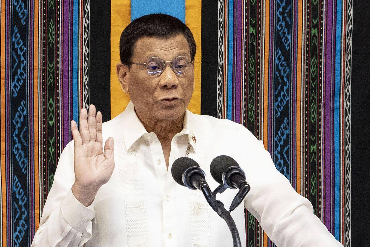 Philippines: Duterte d&eacute;clare qu&rsquo;il va pr&eacute;parer sa d&eacute;fense devant la CPI