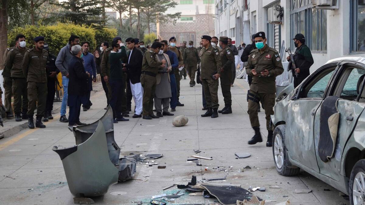 «Horrible attaque» au Pakistan: Une foule bat à mort et lynche un Sri-lankais