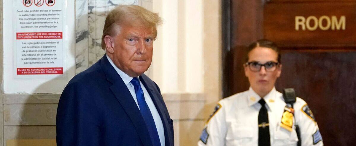 Fraudes: Donald Trump à New York pour témoigner à son procès