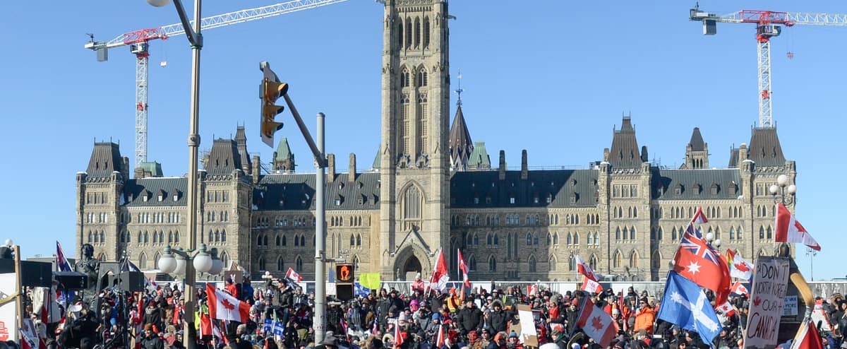 «Convoi de la liberté» à Ottawa: des symboles haineux à condamner