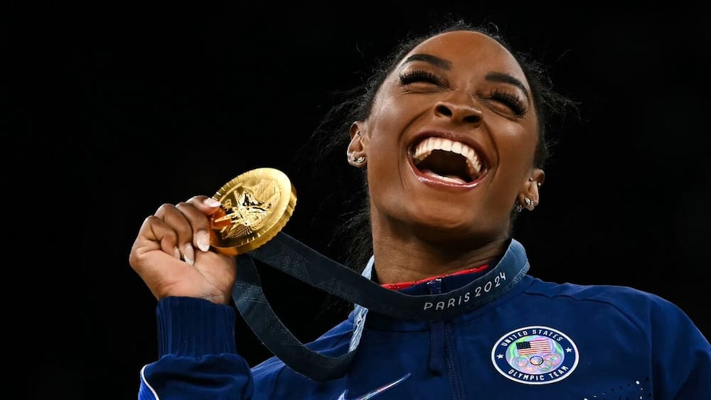 Simone Biles remporte une troisième médaille d'or