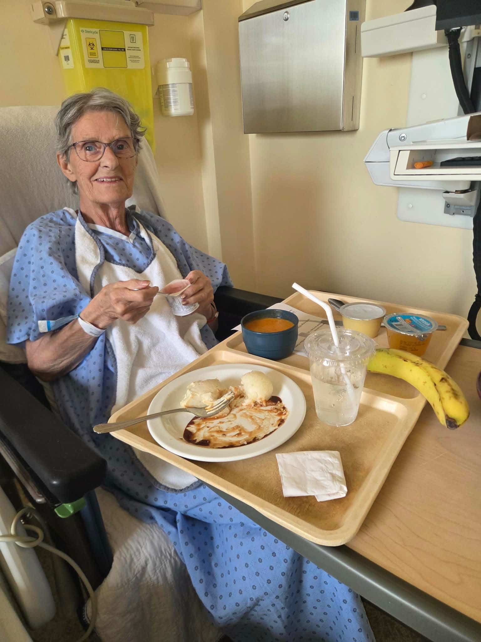«L’hôpital, ce n’est pas sa place»: une aînée atteinte d’Alzheimer est coincée à l’hôpital faute de place en CHSLD