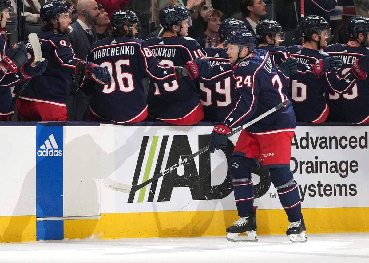 Renaud Lavoie r&ecirc;ve &agrave; Mathieu Olivier avec le CH