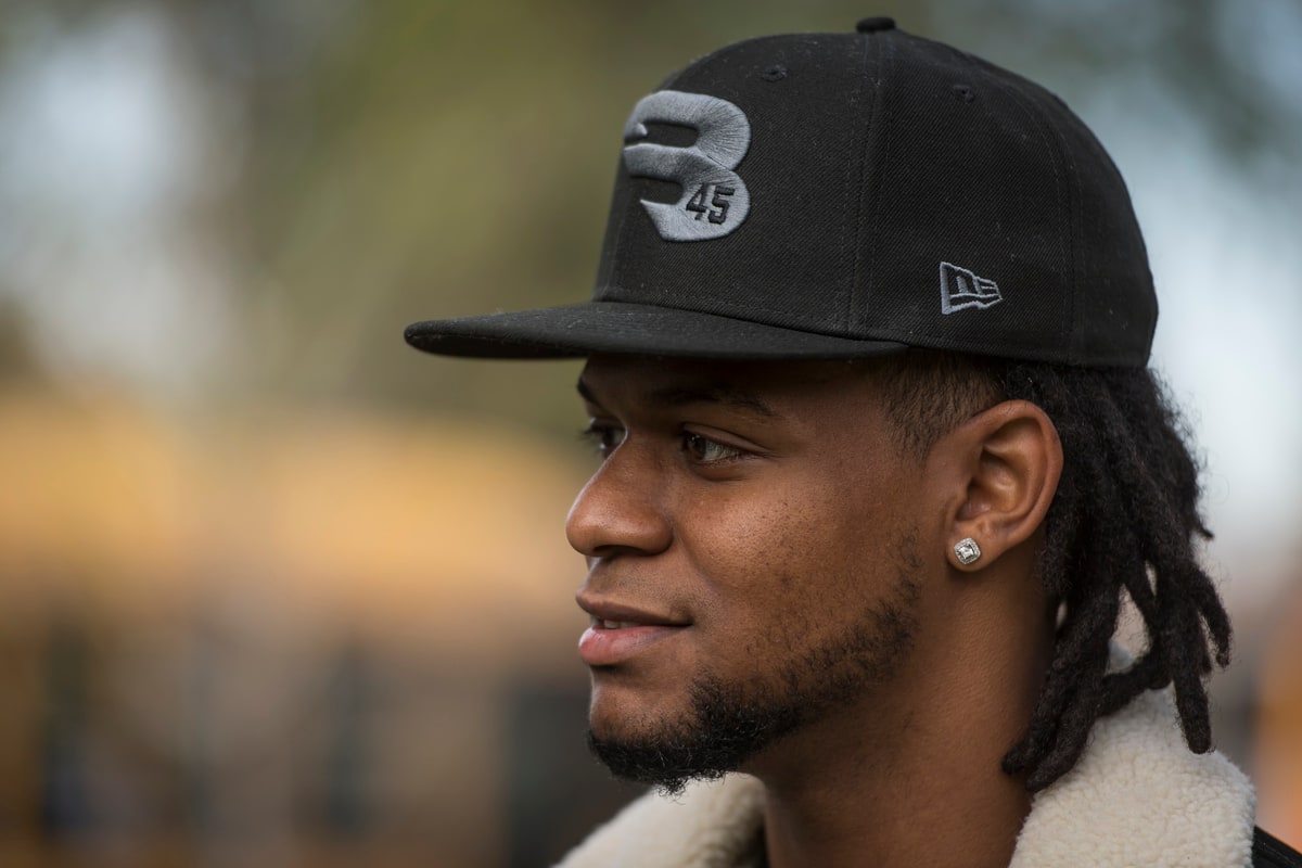 [À VOIR] Un premier circuit à 405 pieds pour le Québécois Otto Lopez dans le baseball majeur