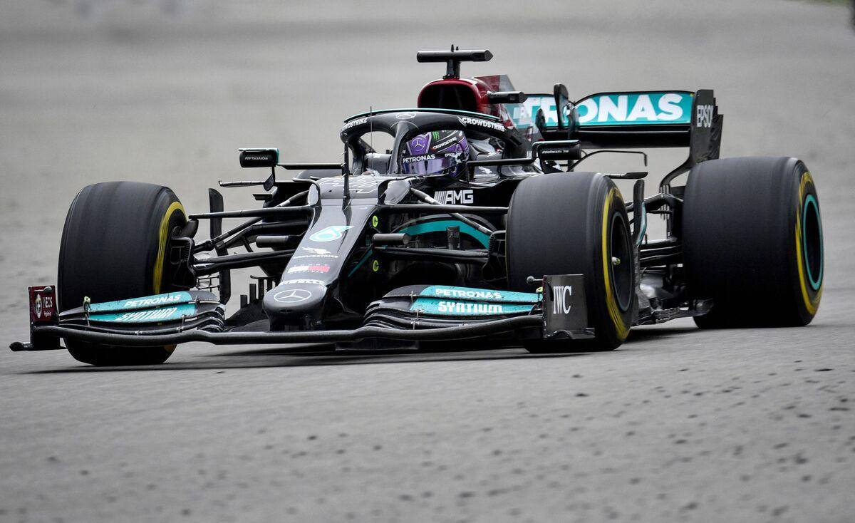 Grand Prix de Russie: Lewis Hamilton remporte une 100e victoire en carri&egrave;re