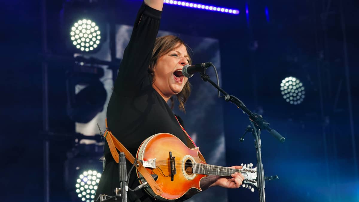 Francos de Montréal: Marie-Annick Lépine lance les festivités avec l'aide de Jean-François Pauzé