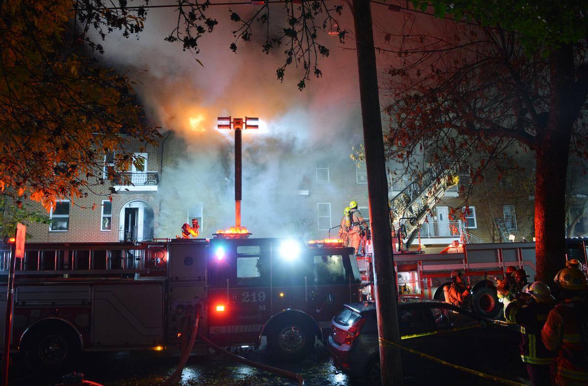 [EN IMAGES] Douze familles à la rue après un incendie à Montréal TVA