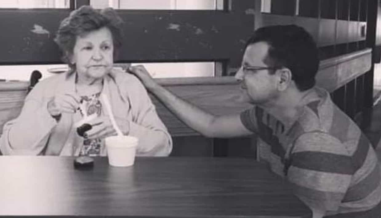 Denis Lévesque est en deuil de sa mère