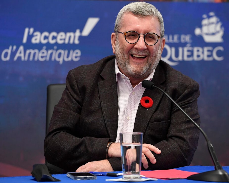 Image principale de l'article Régis Labeaume ramasse le PCQ et Éric Duhaime