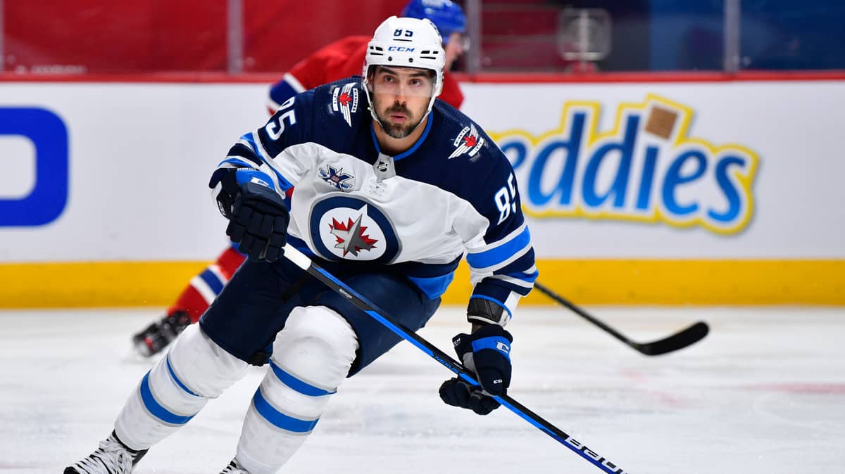 Mathieu Perreault Math617 En signant avec le Canadien, Mathieu Perreault fait plaisir à ses amis ...