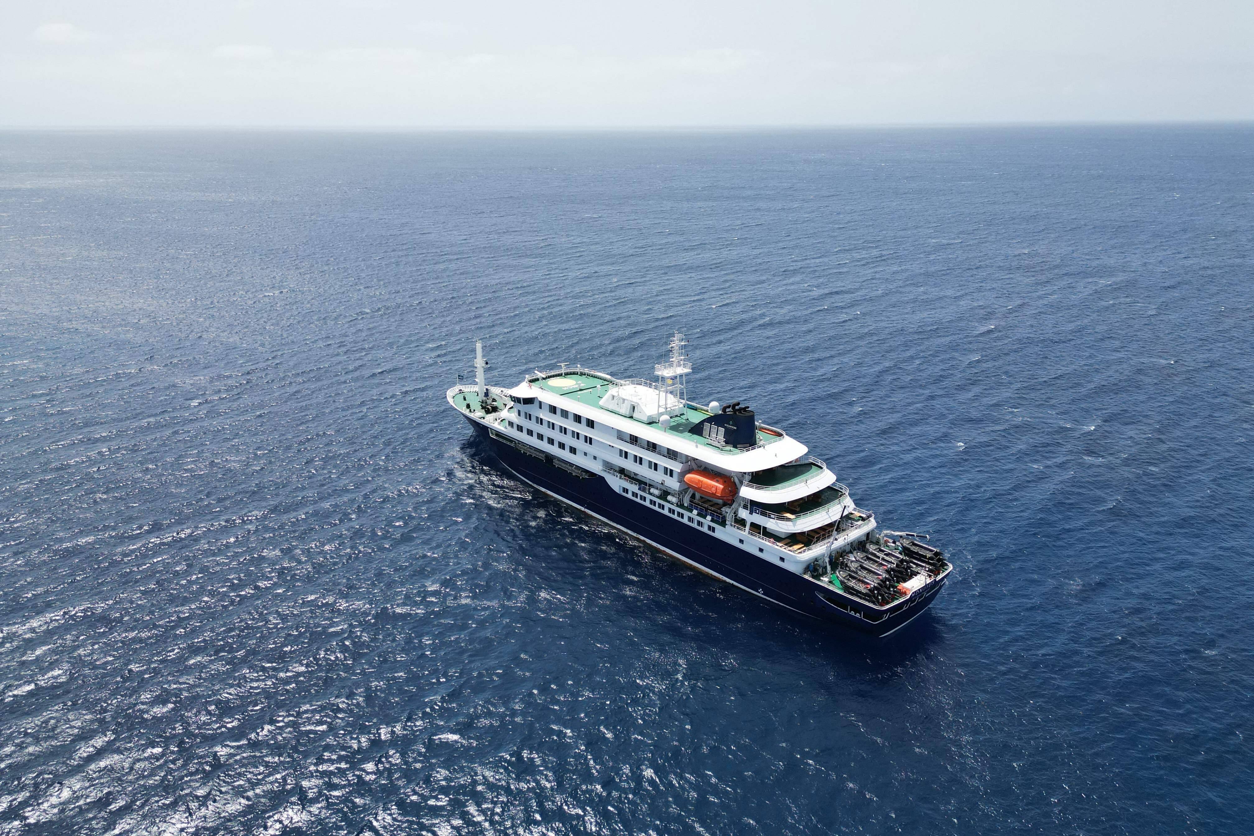 Possible épidémie d’hantavirus à bord d’un bateau de croisière: les passagers coincés à bord dans l’incertitude