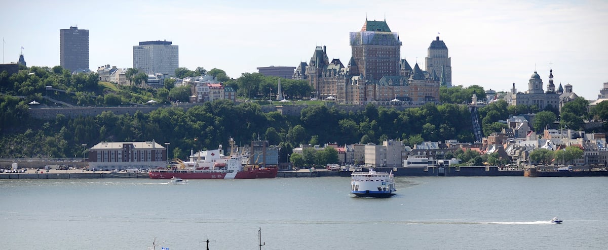 COVID-19: Two cases at the Québec-Lévis crossing 1