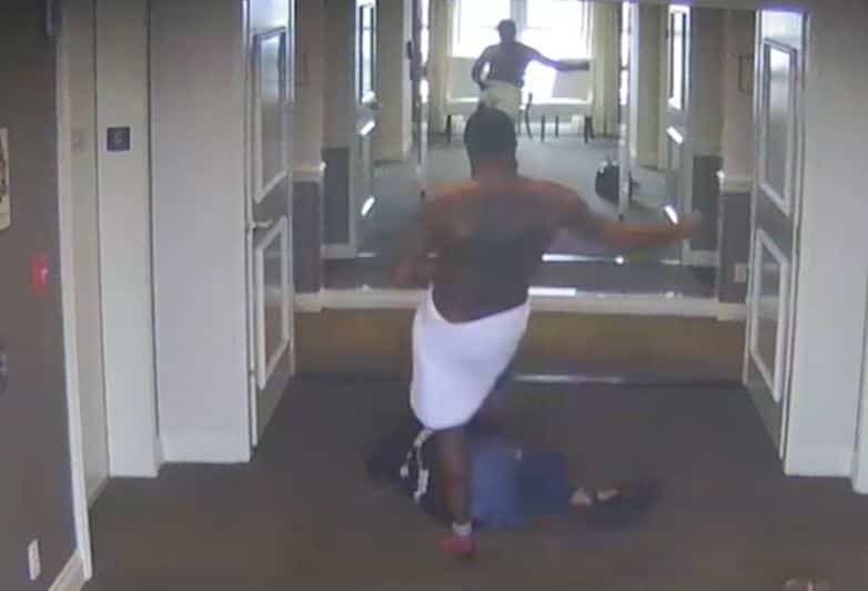 Puff Daddy film&eacute; en train de battre sa conjointe