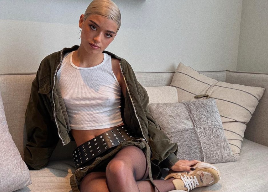 Dixie D’Amelio dévoile ses abdos d’enfer