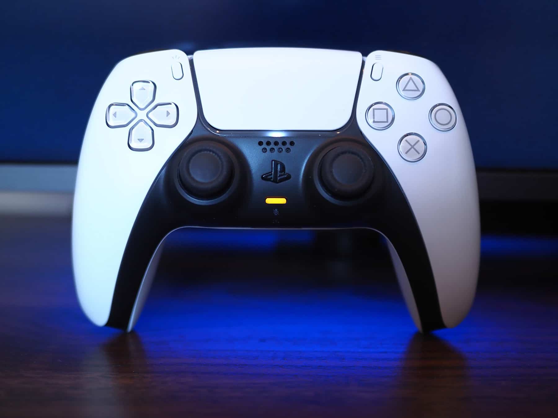 La manette DualSense de la PS5.