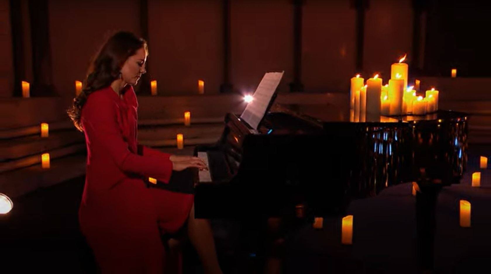 VID&Eacute;O | Kate Middleton joue du piano en public pour la premi&egrave;re fois