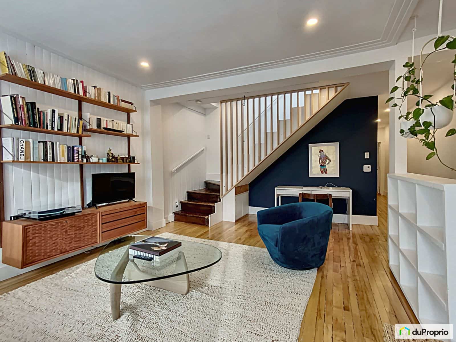 Un duplex avec terrasse sur le toit pour 1,2 M$ 