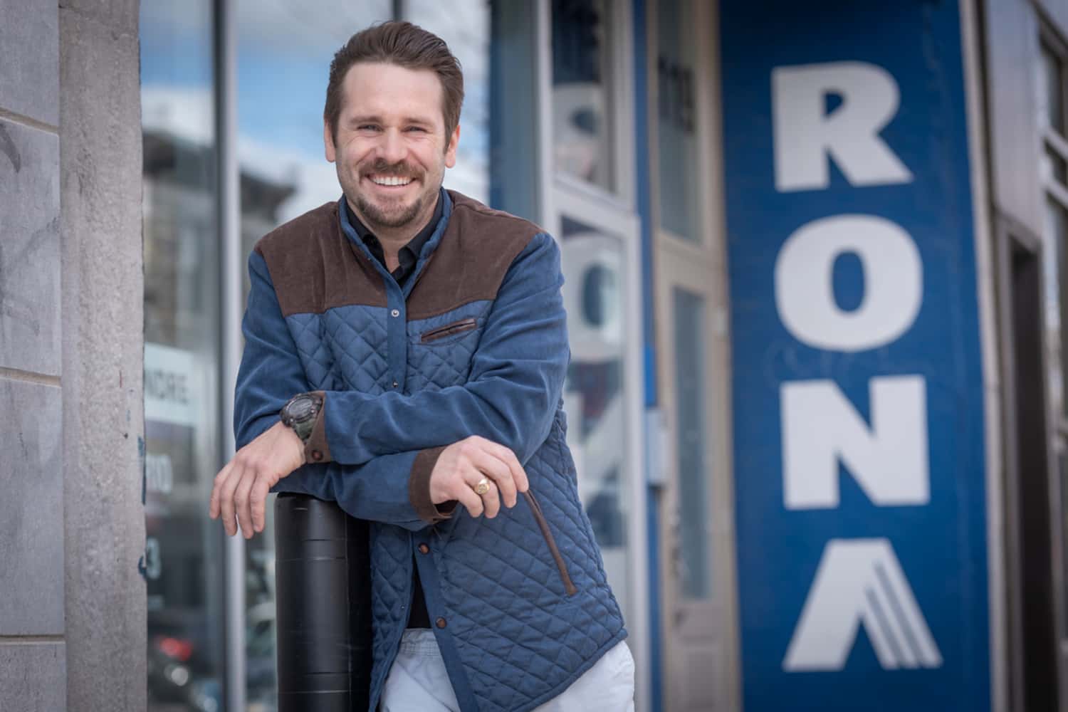 Mike Rona Seattle J'adore Mike chez RONA! | Le Journal de Québec