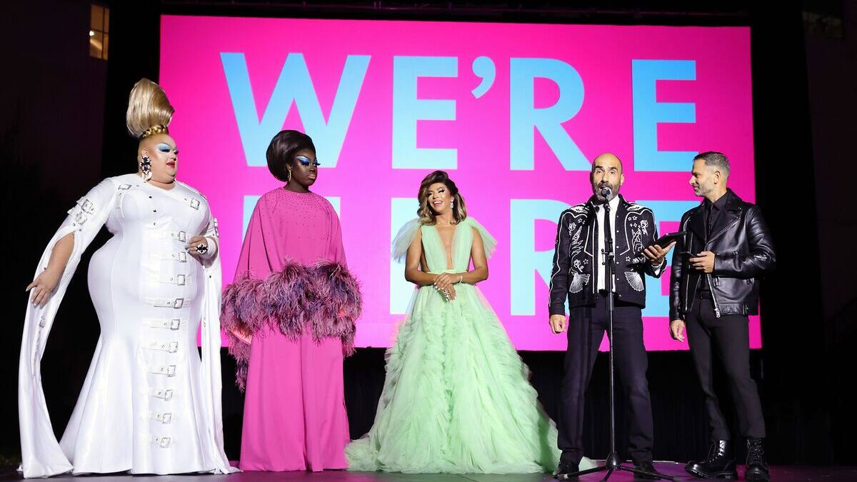 Apparu en drag queen à la télé, un pasteur américain est sanctionné