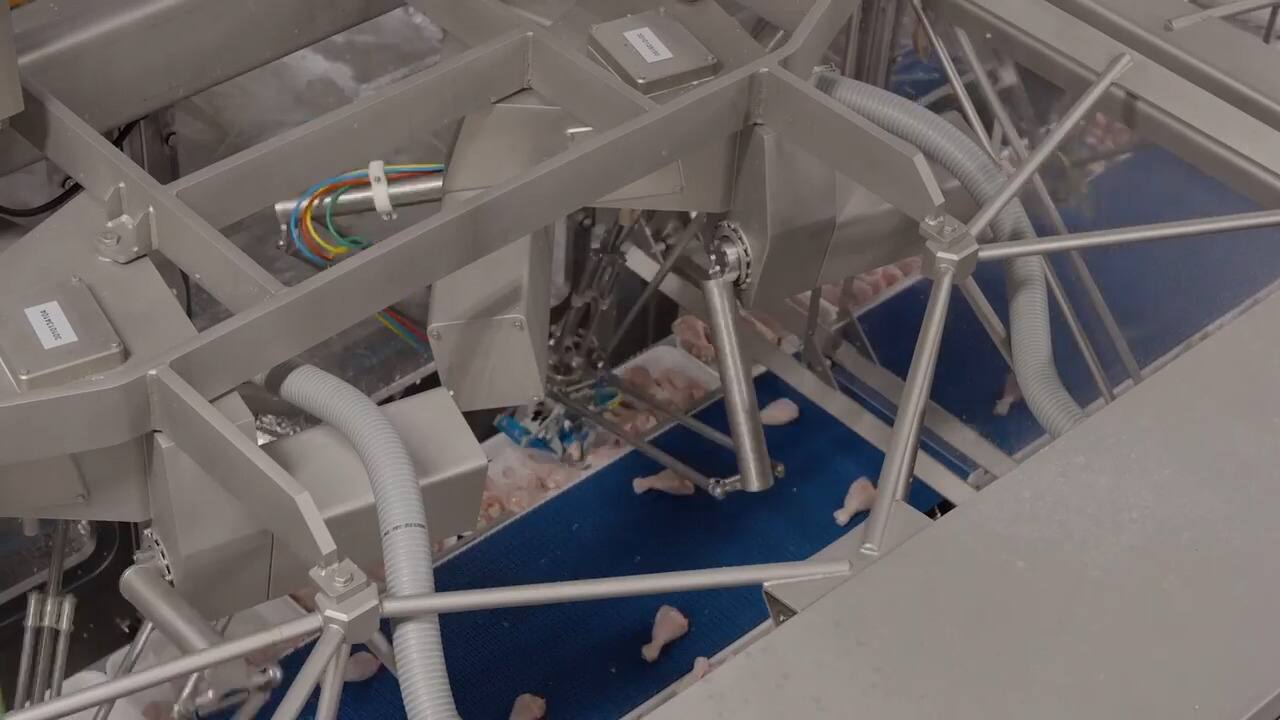 [&Agrave; VOIR] Voici les robots qui coupent et emballent votre viande