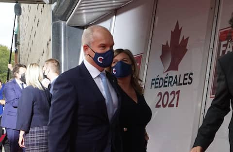 Chefs arrive for a TVA interview in Montreal, Quebec, Canada. Thursday, September 2, 2021. In this photo: Erin O Tool and his wife Mario Buryguard / Agency QMI