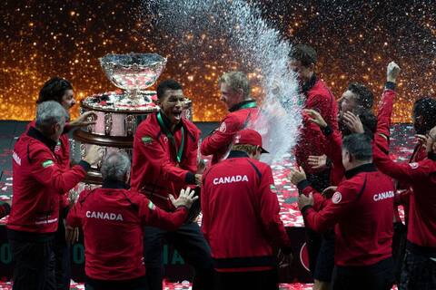 TENNIS DAVIS CUP CAN OUT