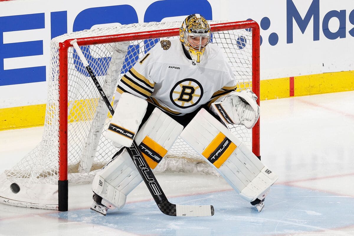 Canadian can now make an offer to Swayman