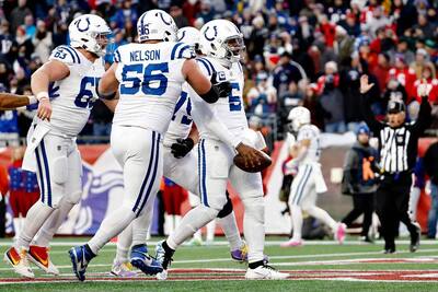 Los pases de Kirk Cousins terminaron con demasiada frecuencia en manos de los Chargers en lugar de en las de los Falcons.