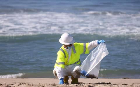 The anchor of the ship that caused the California oil spill?
