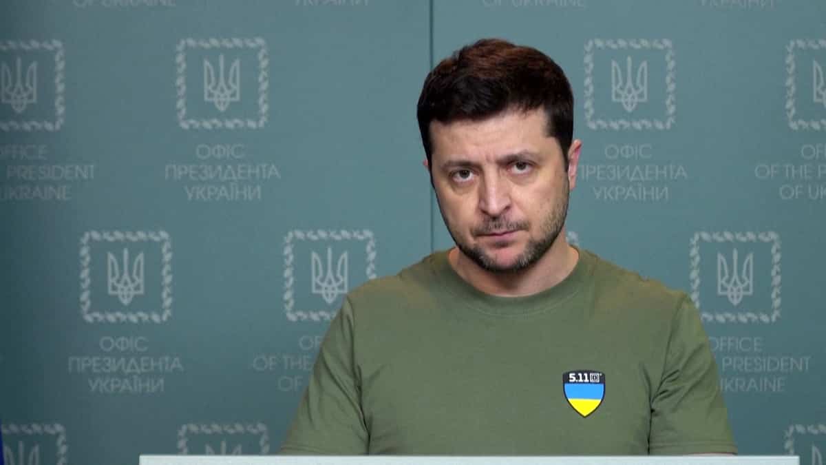 Centrale bombard&eacute;e : Zelensky accuse Moscou d&rsquo;avoir recours &agrave; la &laquo;terreur nucl&eacute;aire&raquo;