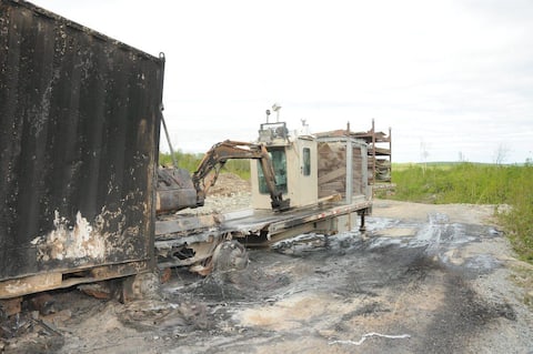 One or more individuals caused hundreds of thousands of dollars in damage when they entered a quarry near Saint-Marceline in Boss-Saint-Laurent.