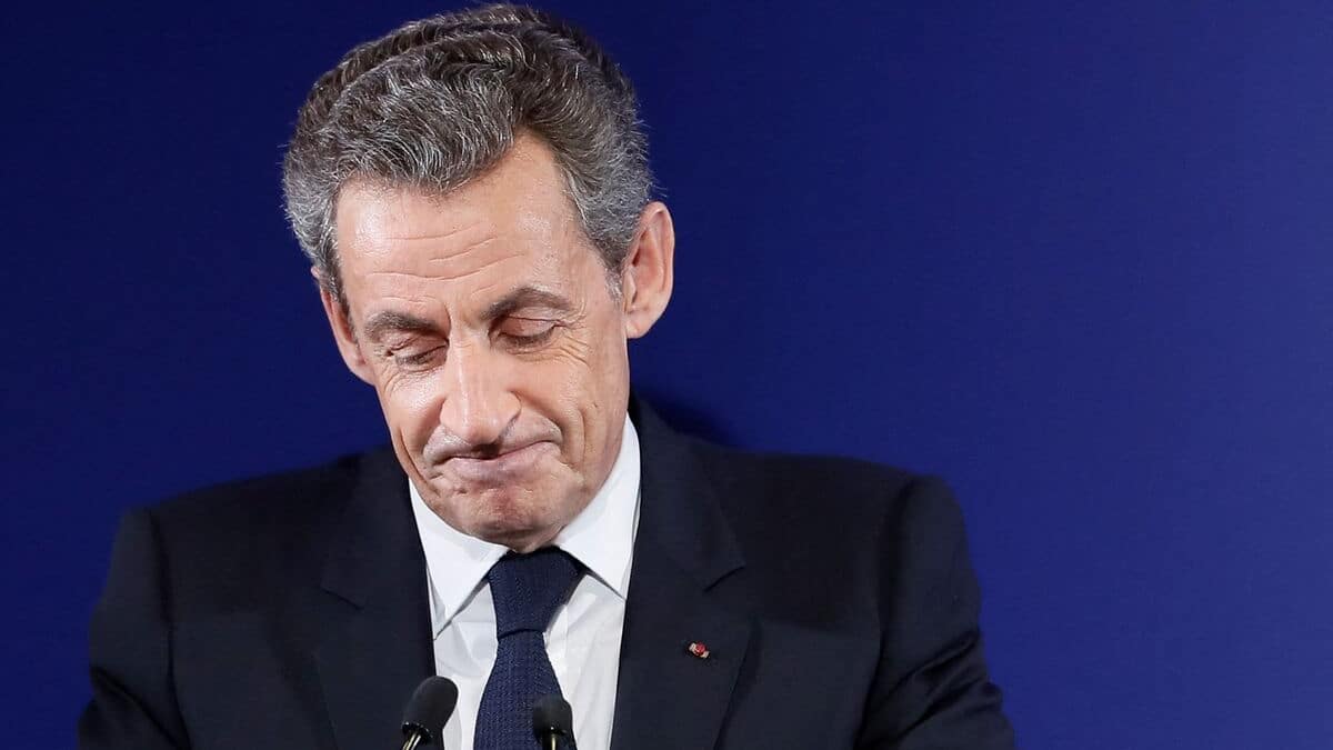 Nicolas Sarkozy condamné à un an de prison ferme
