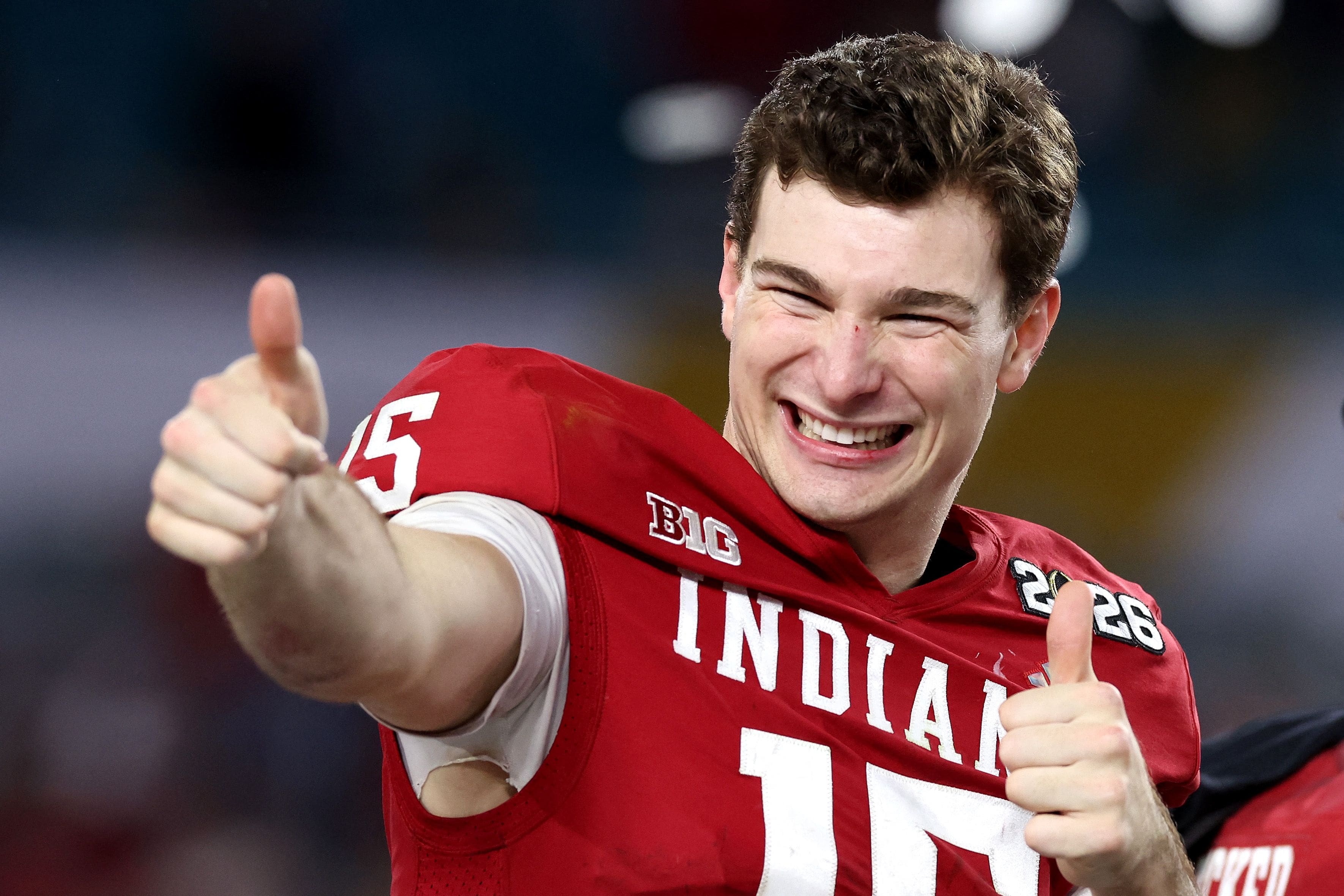 Le futur premier choix au total dans la NFL remporte le titre national pour conclure une saison digne d'un film hollywoodien