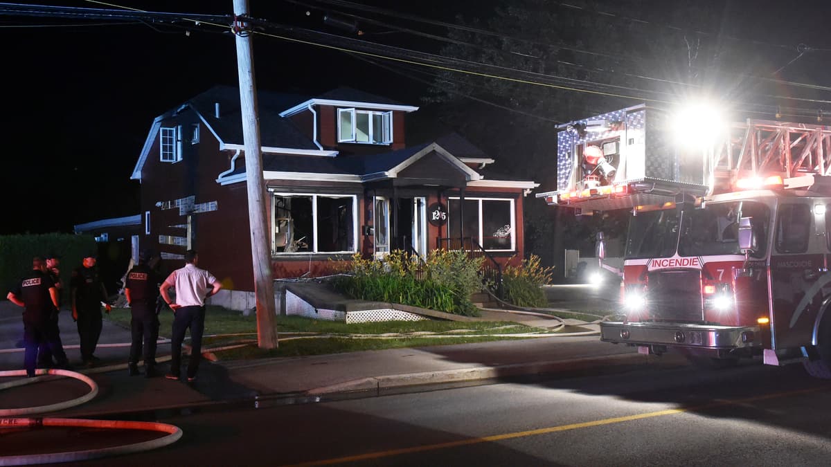 Sa bâtisse détruite par des cocktails Molotov lancés par des mineurs