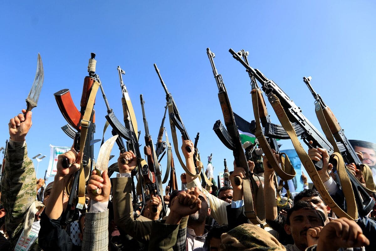 Un navire touch&eacute; par un tir de missile au large du Y&eacute;men