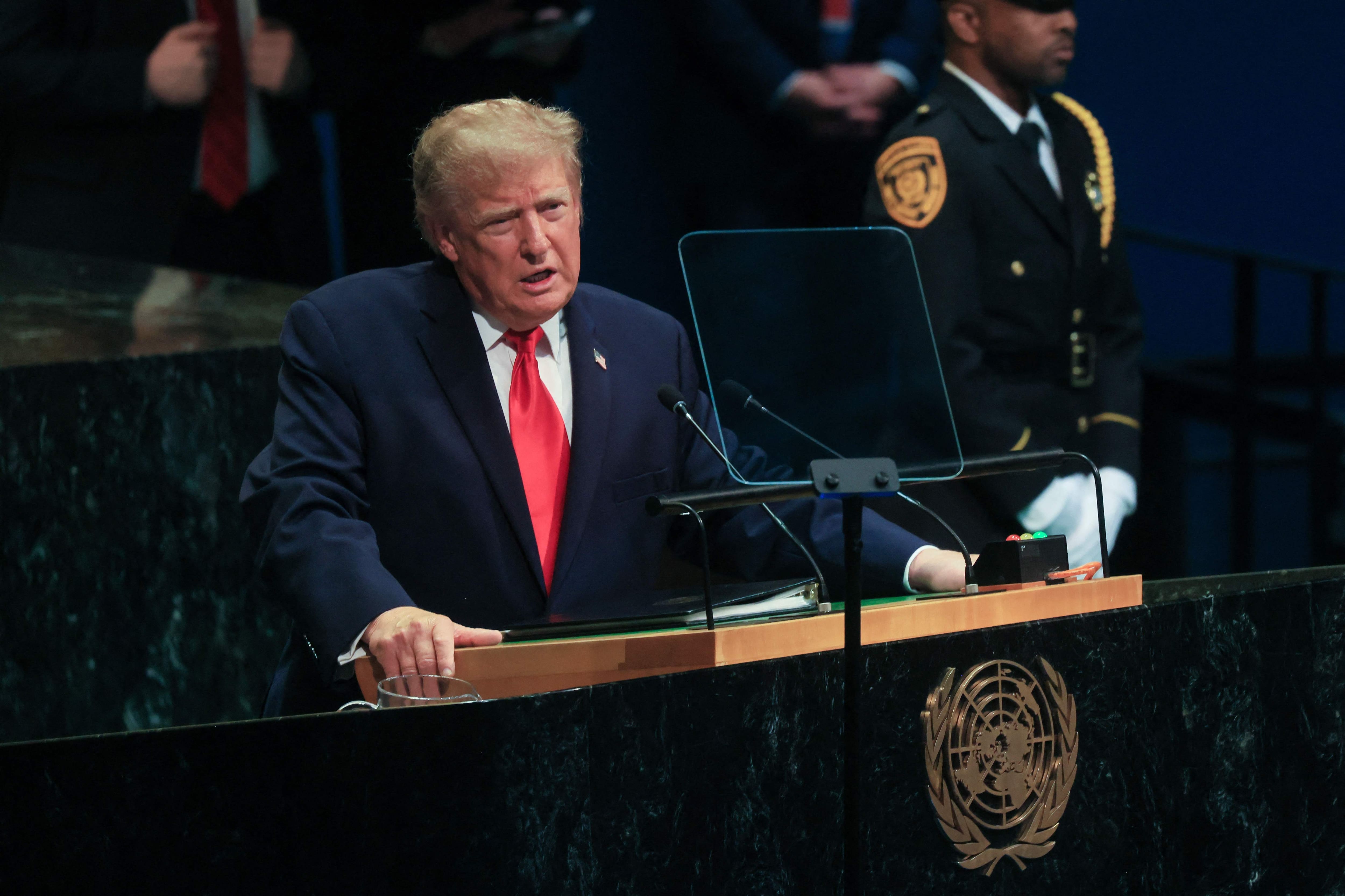 Trump dit avoir le choix entre «anéantir» l'Iran ou passer un «accord»